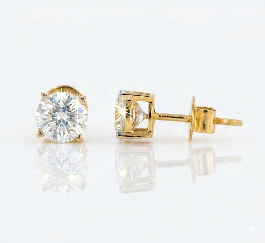 The Aurelia Round Brilliant Diamond Stud Earrings